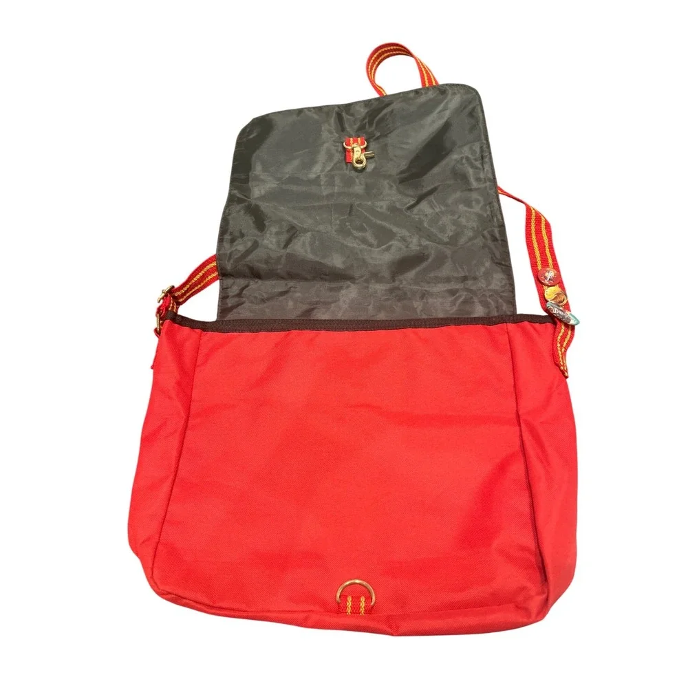 Harry Potter Hogwarts Crest Red Messenger‎ Bag Satchel Gryffindor Pins Monogram